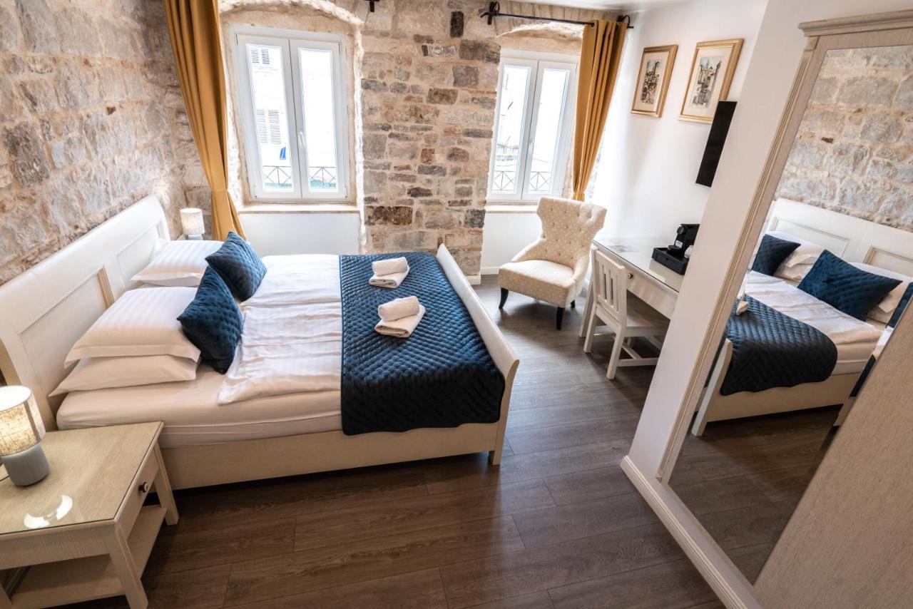 Luxury Rooms Lucija And Luka Split Exterior photo