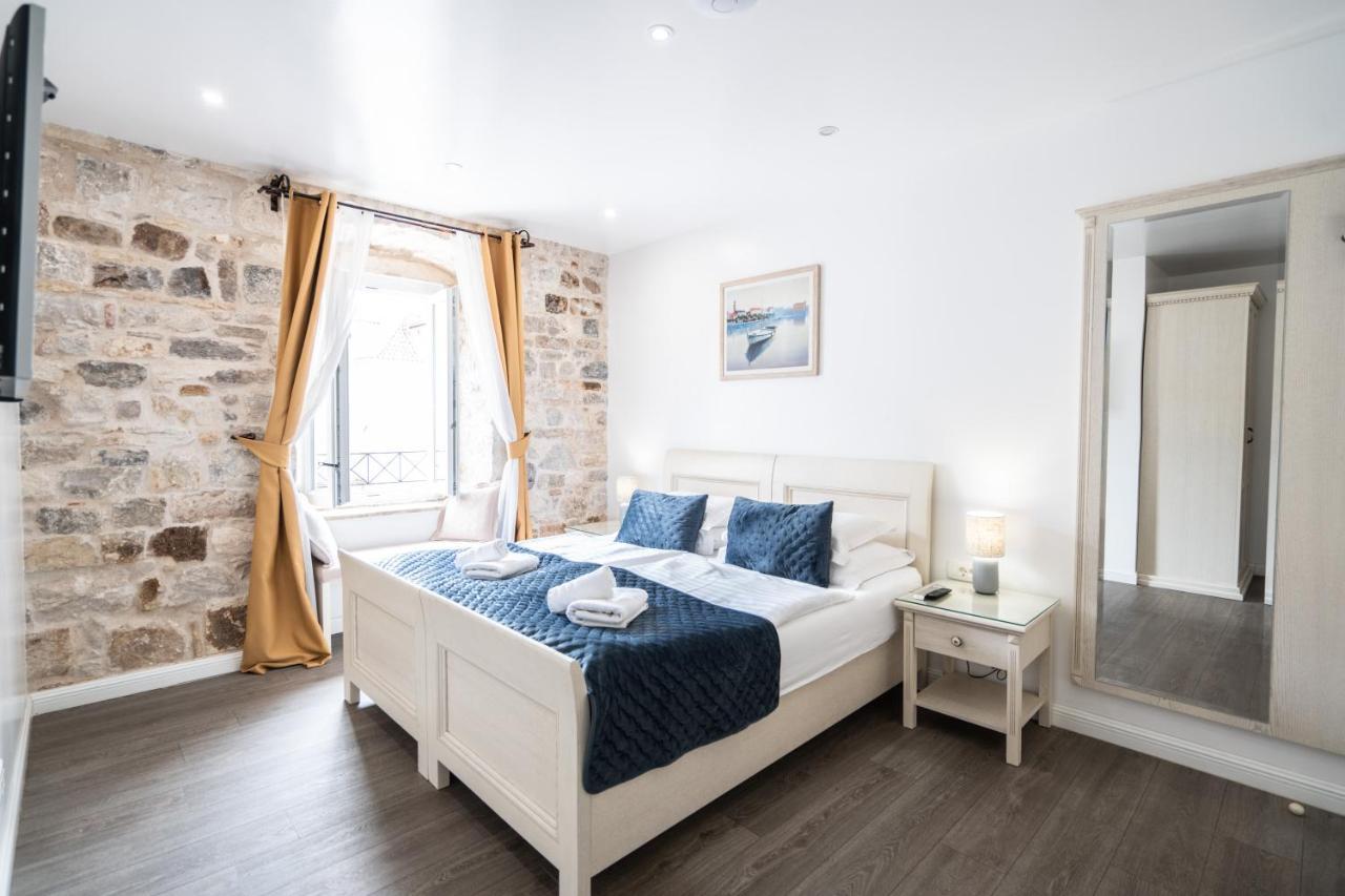 Luxury Rooms Lucija And Luka Split Exterior photo
